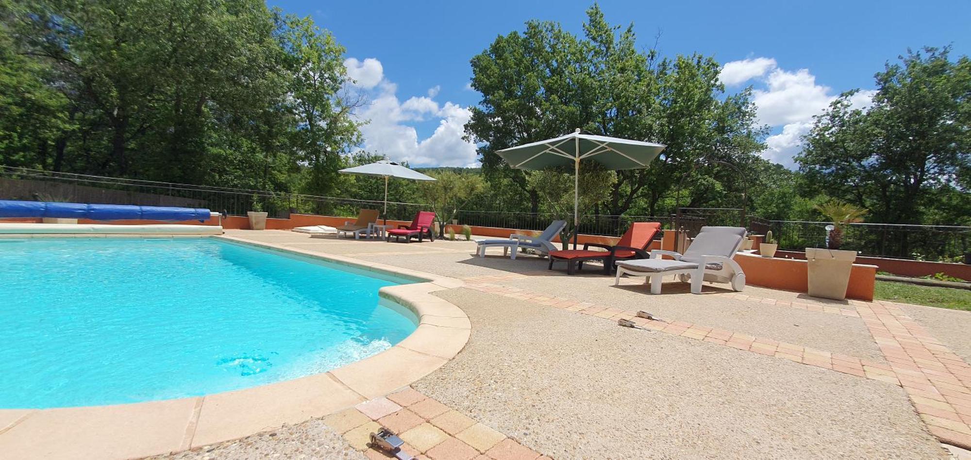 Maison Familiale Avec Piscine Et Boulodrome Dans Le Luberon Villa Caseneuve Eksteriør billede