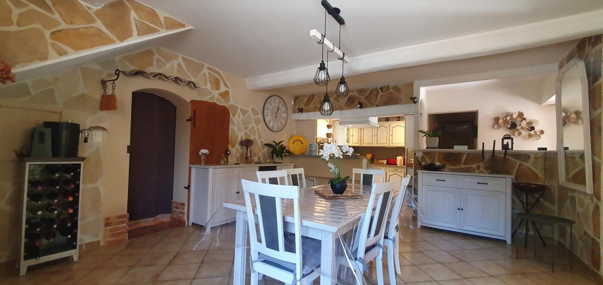 Maison Familiale Avec Piscine Et Boulodrome Dans Le Luberon Villa Caseneuve Eksteriør billede