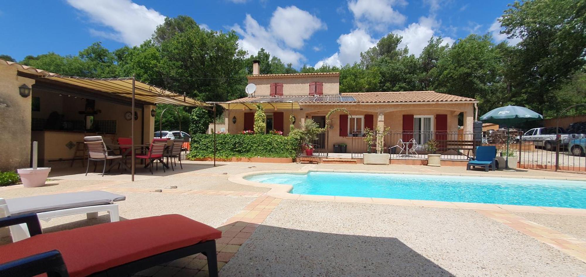 Maison Familiale Avec Piscine Et Boulodrome Dans Le Luberon Villa Caseneuve Eksteriør billede